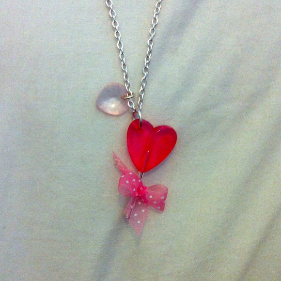 Pink heart charm necklace - Picture 1 of 3