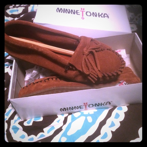 Minnetonka moccasins - Picture 1 of 4