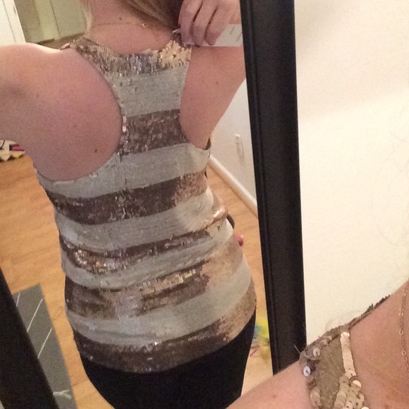 Parker White and Gold sequin tank - Picture 2 of 2