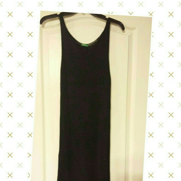 United Colors of Benetton black sleeveless dress