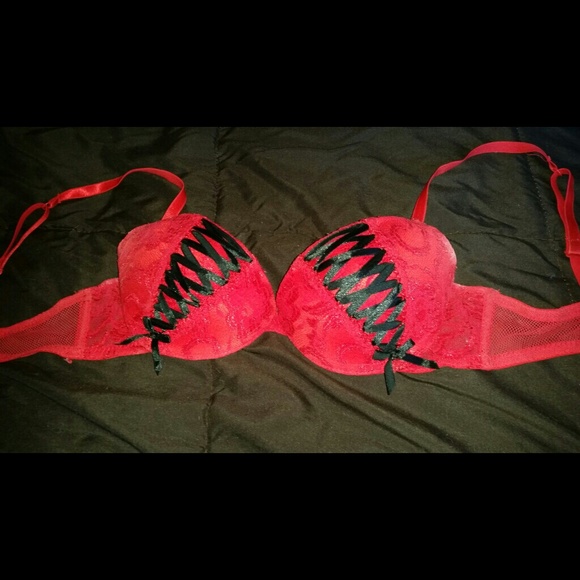 Red Lace Pushup Bra