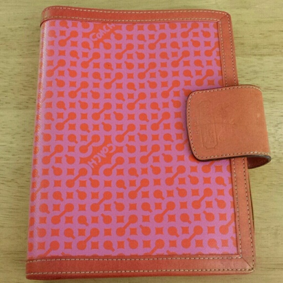 **SOLD ON MERCARI** Coach leather folder - Picture 1 of 4