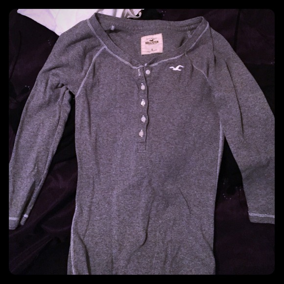 Hollister shirt