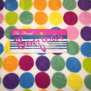 Too faced bonjour bronzer palette