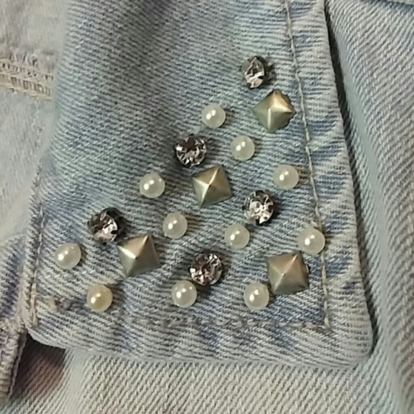 Jean jacket - Picture 2 of 2