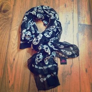 💥SALE💥 BEBE Skull Scarf