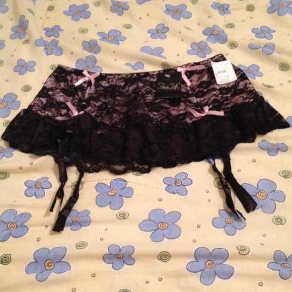 René rofé Other - ❤️Valentines❤️Pink and black lace skirt