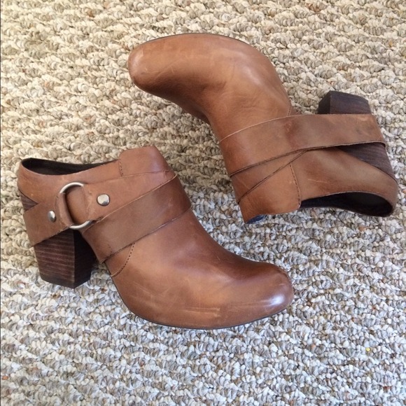 Kork-ease heeled leather clogs