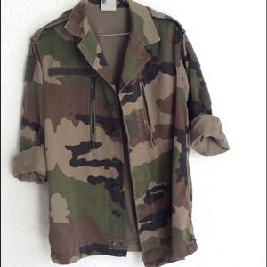 Brandy Melville vintage camp jacket