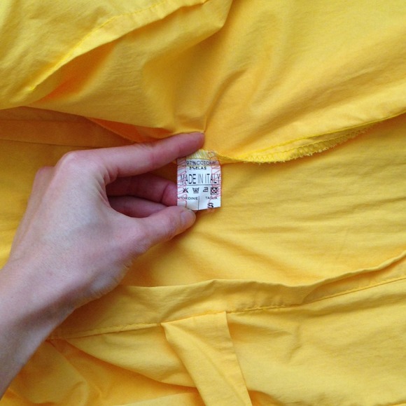 DONATING - 🎉hp🎉italian boutique shirt - Picture 3 of 4