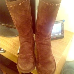 Brown uggs with metal detail