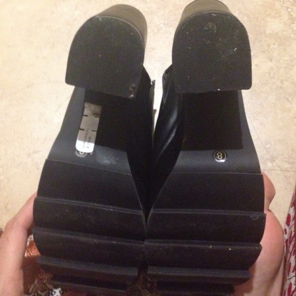 ⚡️FLASHSALE⚡️LF Everest mules - Picture 3 of 4