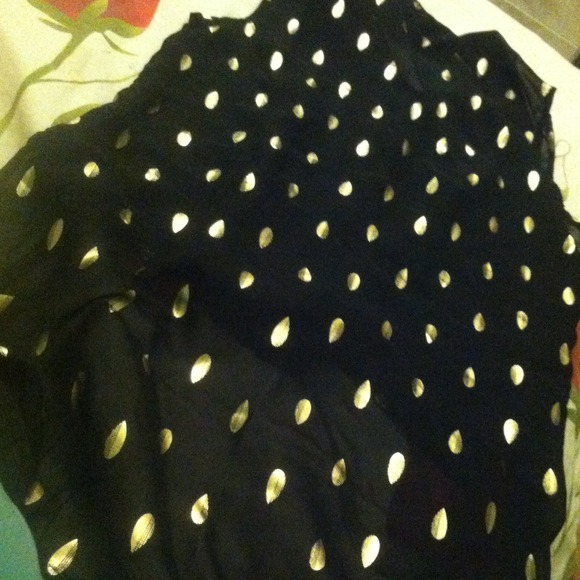 Top - Picture 2 of 2