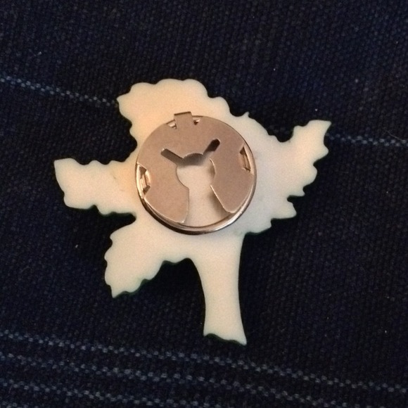 Broccoli Button Cover! - Picture 2 of 4