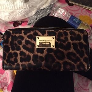 Michael Kors cheetah zip wallet