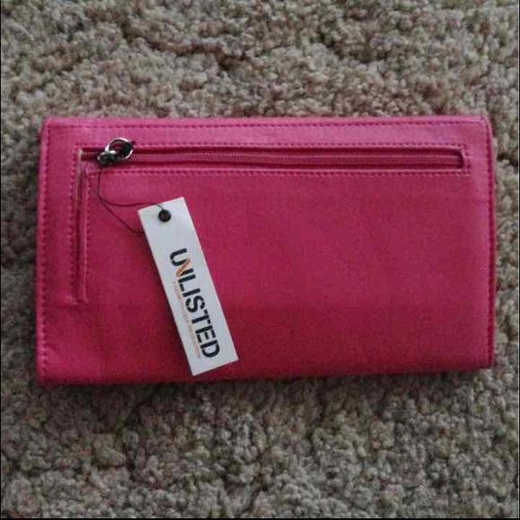 Brand new with tags Kenneth Cole wallet - Picture 2 of 4