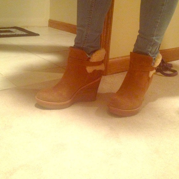 More pics of ugg boots