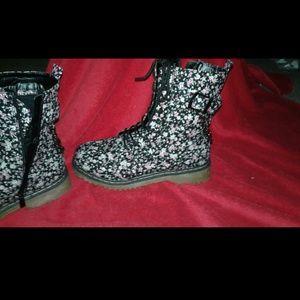Flowered combat boots