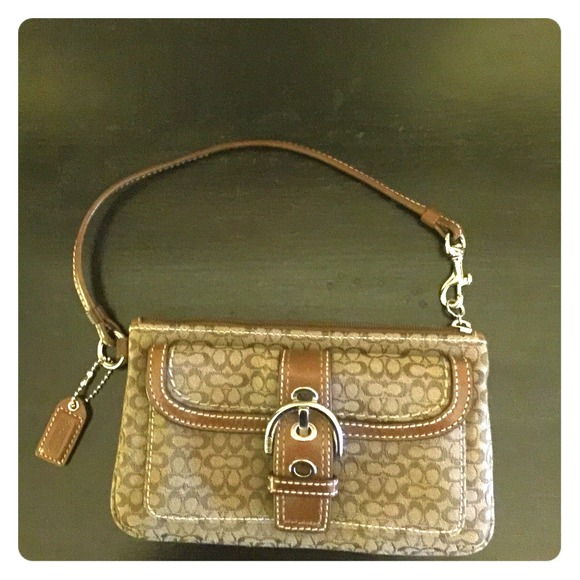❌No Trade❌Authentic Coach Change Purse