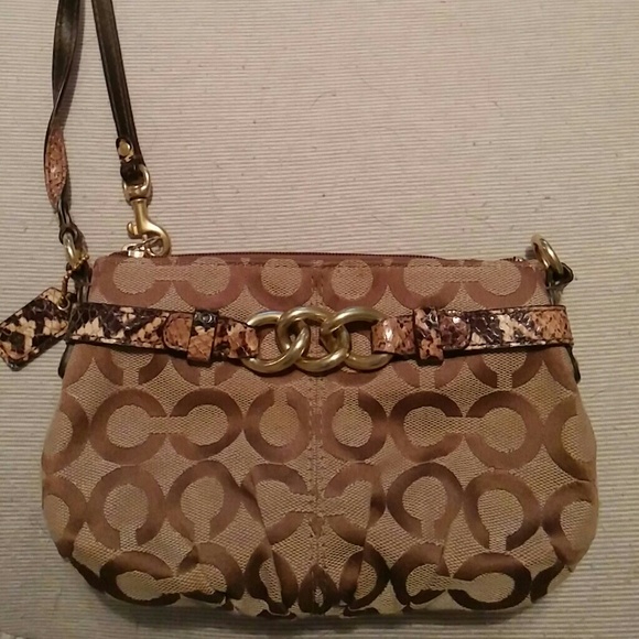 Coach Handbags - ADORABLE COACH WRISTLET WITH SNAKESKIN