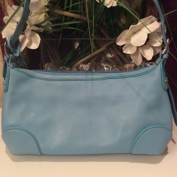 Fossil Purse - Picture 2 of 4