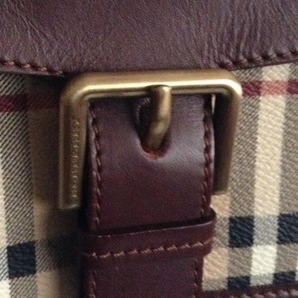 ๐HP 10/17๐100% Authentic Burberry Bag - Picture 3 of 4