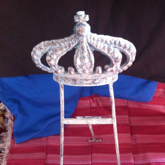 Queen Frame Stand - Picture 3 of 3