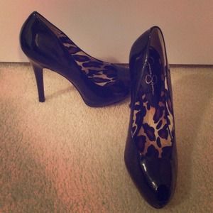 Jessica Simpson patent leather peep toe pumps