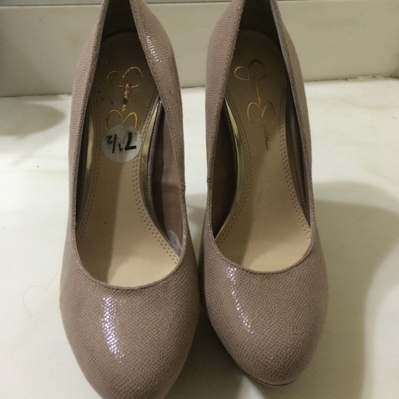 Jessica Simpson heels
