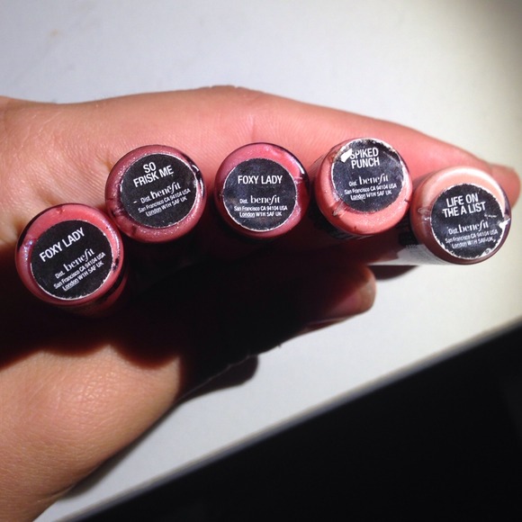 5 luscious Benefit lipglosses! - Picture 2 of 4