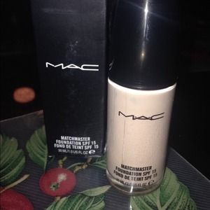 Makeup Mac (new)