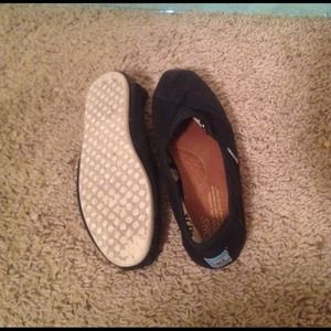 Toms Black worn once euc