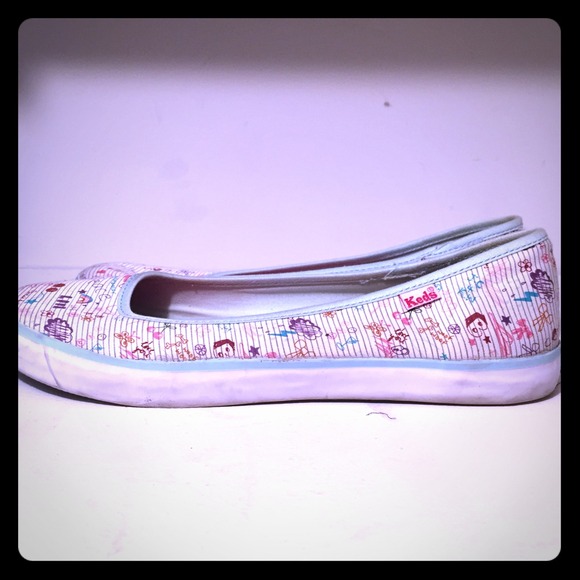 Colorful ked slip on shoes