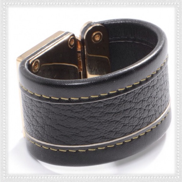 🎉2XHP🎉💯%Auth LOUIS VUITTON SUHALI LEATHER CUFFS - Picture 3 of 4