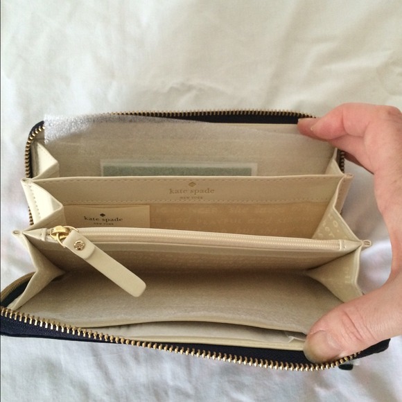 Kate spade Daycation Neda Hedgehog Zip-Wallet - Picture 2 of 3