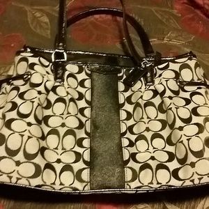 🎉🎉 AUTHENTIC NWOT coach