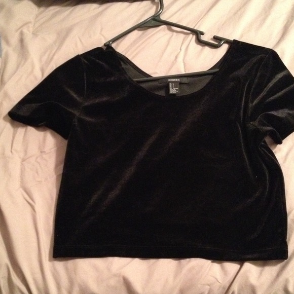 Black crop top soft material