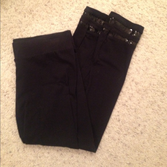 Black leggings