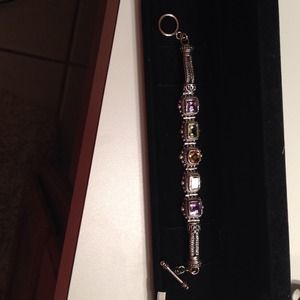 Silver cable bracelet with gemstones