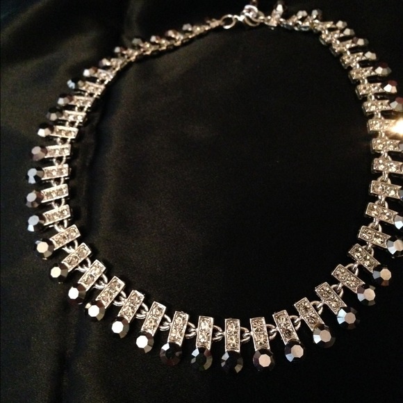 Rhinestone and pewter stone necklace - Picture 1 of 2