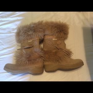 Tecnica Women's Skandia Fur Cold Weather Boots.