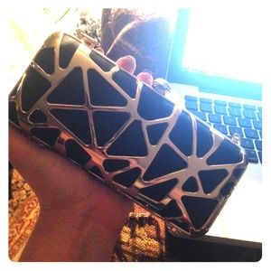 Small Clasp Lock Clutch