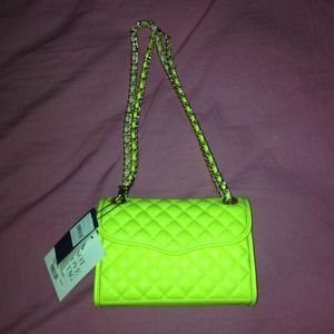 Sale!🔥Rebecca Minkoff quilted mini affair