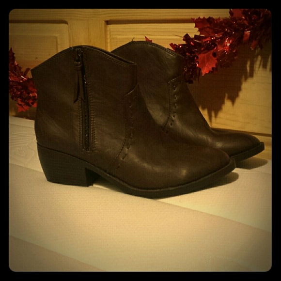 Arizona jeans brown boots