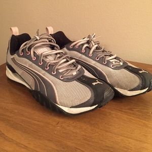 Puma gray and pink tennis shoes