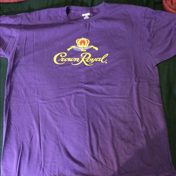 Size L Crown Royal Kenseth Nascar T-shirt