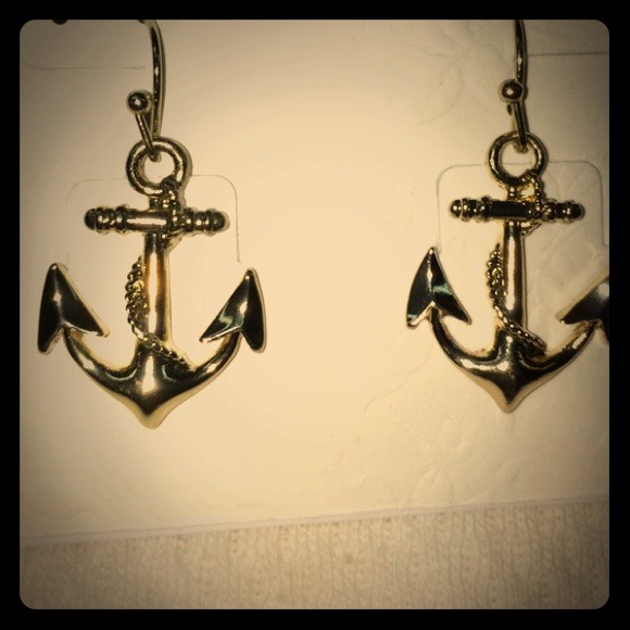 🎅🚫SOLD🚫🎅Gold Anchor Earrings - Picture 1 of 1