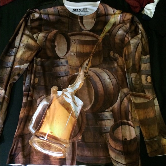 Large long sleeve beer keg shirt