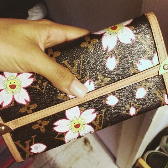 Louis Vuitton cherry blossom wallet ❤️