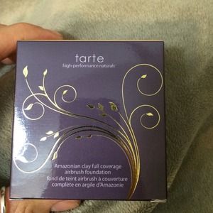 NIB Tarte Amazonian Airbrush Foundation